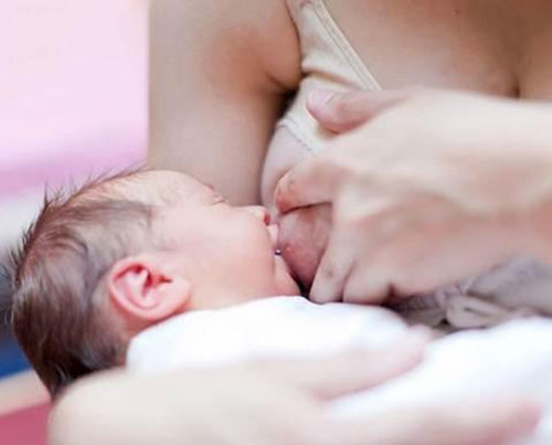 4 Nguyên nhân sữa mẹ ít dần và cách chữa khoa học nhất hiện nay